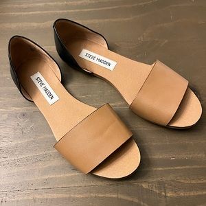 STEVE MADDEN SANDALS